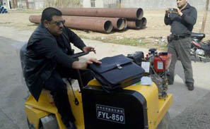 巴基斯坦客户访问福瑞得，并订购多款型号压路机
